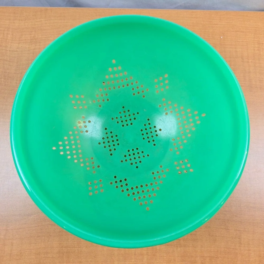 Tupperware 339 Jadite Green Footed 9